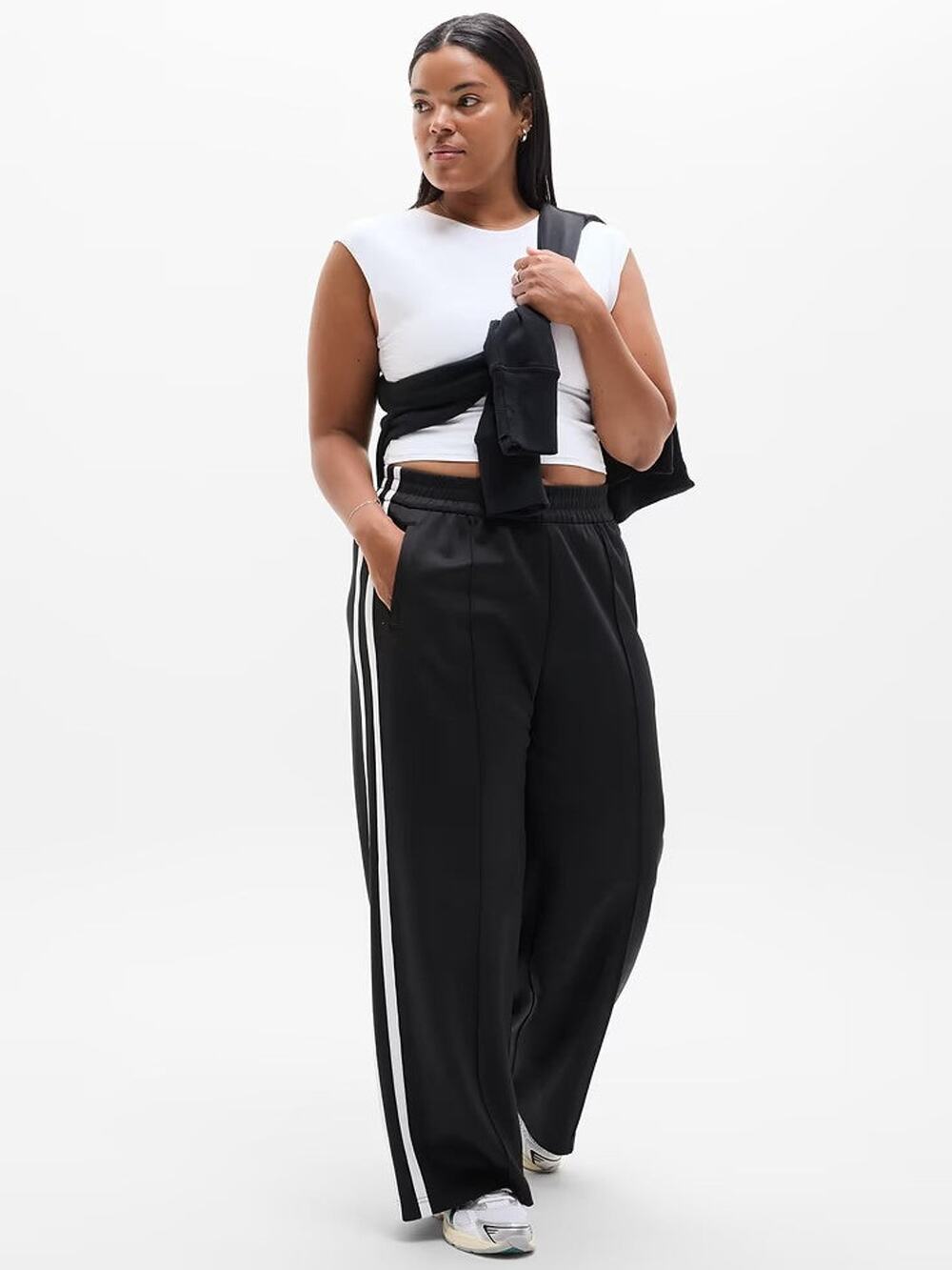 Athleta Tempo Mid Rise Wide Leg Track Pant - S